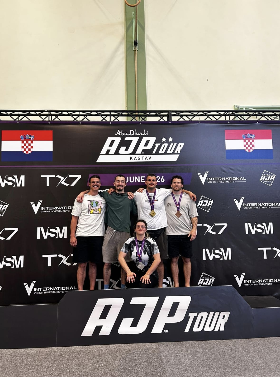 White Belt tim na AJP Tour natjecanju